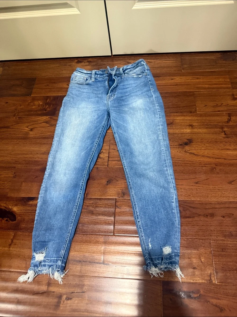 Women’s Light Blue Distressed Jeans